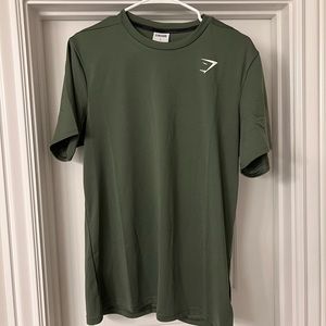 BRAND NEW dark green gym shark tee size L